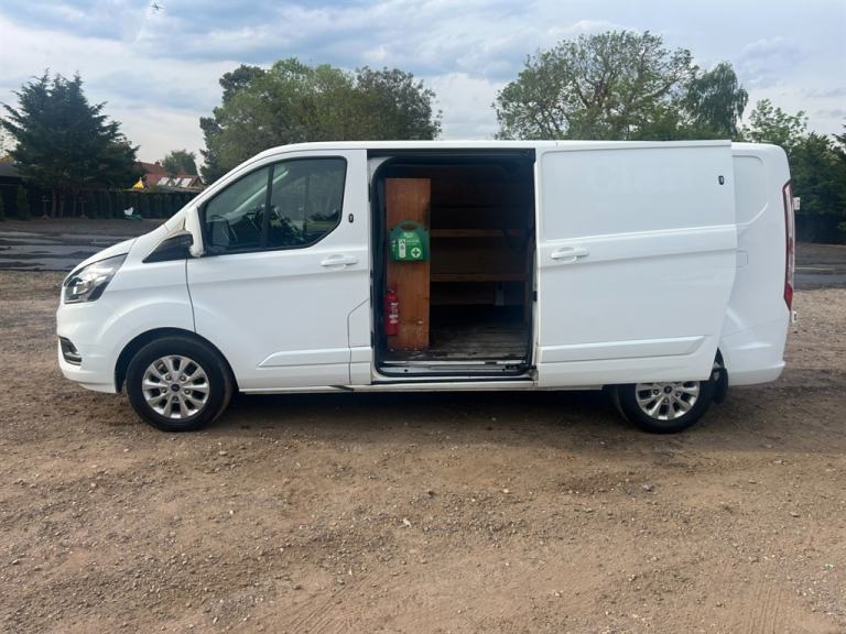 2022 Ford Transit Custom 300 LIMITED P/V ECOBLUE L2 Panel Van Diesel Manual
