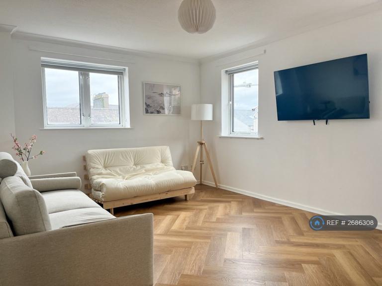 2 bedroom flat in Saerlys, Bangor, LL57 (2 bed) (#2686308)