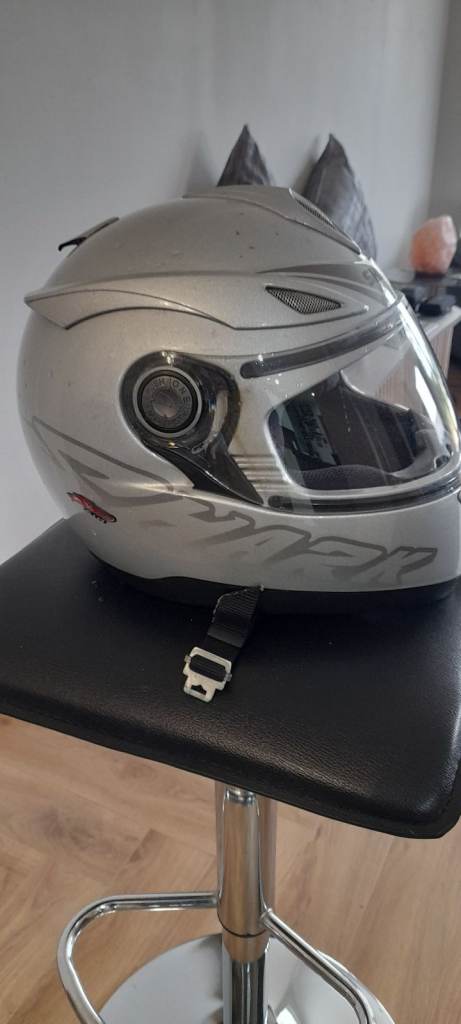 Motorcycle Helmet manufacturer SHARK S600 air. 