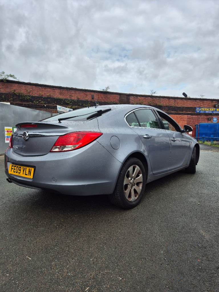 Vauxhall, INSIGNIA, Hatchback, 2009, Manual, 1796 (cc), 5 doors