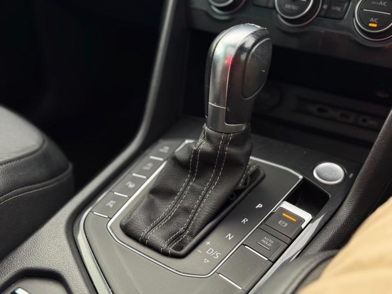 2019 Volkswagen Tiguan 1.5 TSI EVO R-Line DSG Euro 6 (s/s) 5dr ESTATE Petrol Automatic
