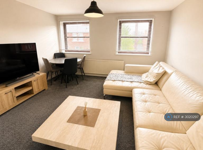 1 bedroom flat in Almond St, Derby, DE23 (1 bed) (#3020297)