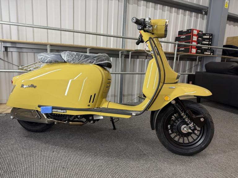 ROYAL ALLOY GP125 MT 2025