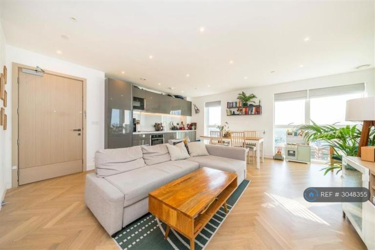 2 bedroom flat in Birch House, London, SE3 (2 bed) (#3048355)