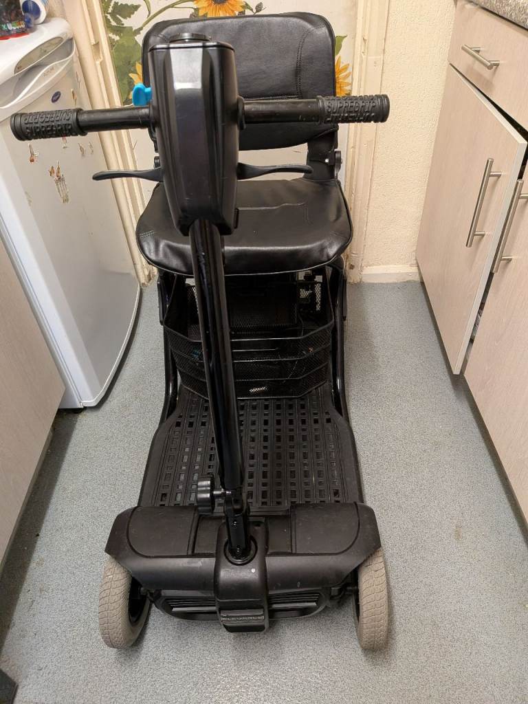 Brilliant working order elegance scooter selling cheap 💥