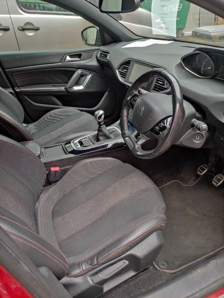 Peugeot, 308, Hatchback, 2016, Manual, 1560 (cc), 5 doors