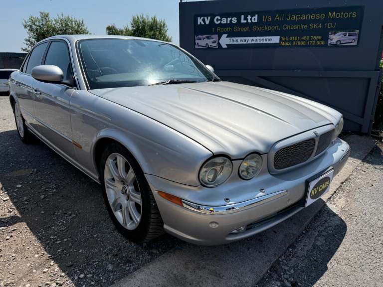 2005 Jaguar Daimler XJ8 4.2 Auto LWB Sovereign Saloon (P5) Jap Import