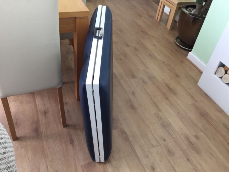 MASSAGE COLLAPSIBLE BED
