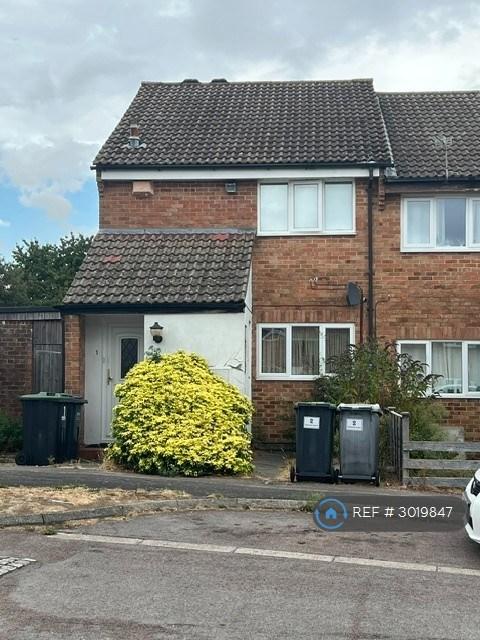 1 bedroom flat in Valentine Court, Waterlooville, PO7 (1 bed) (#3019847)