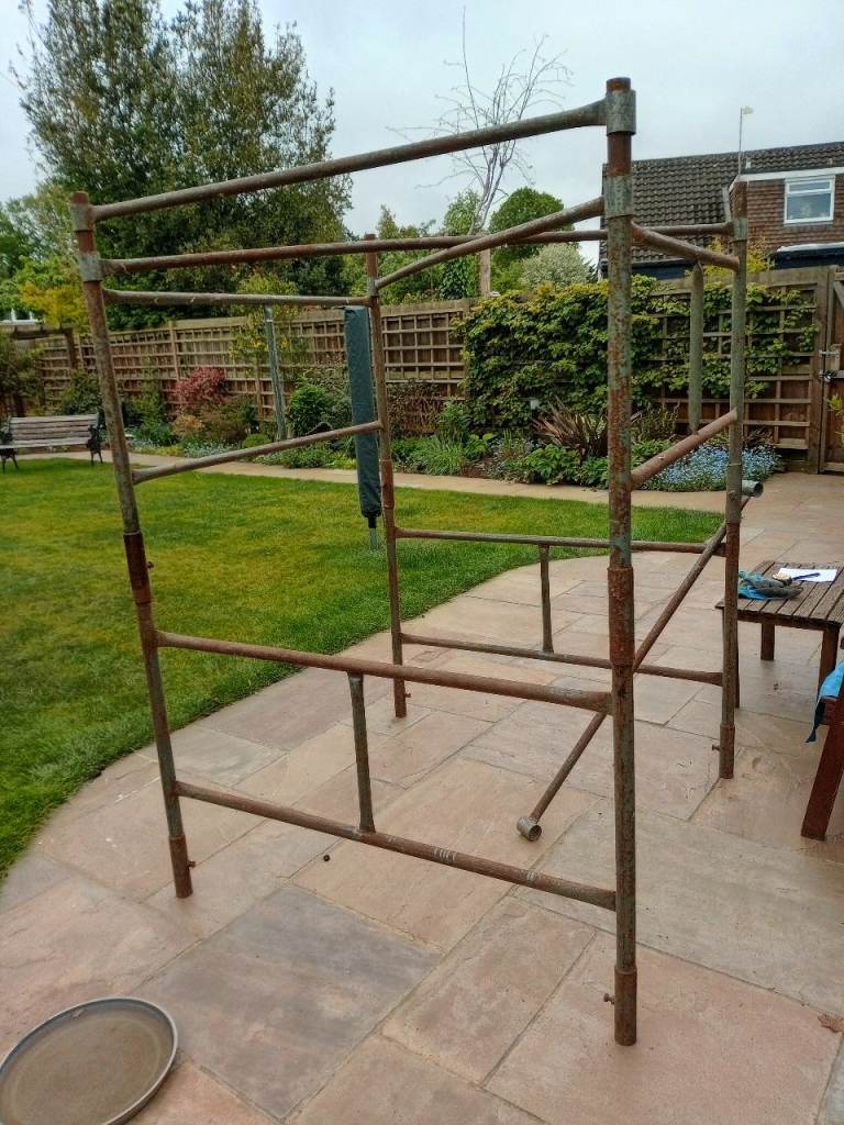 Light weight scaffold tower 