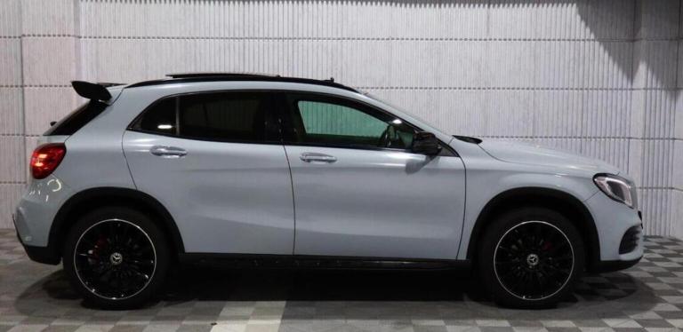 MERCEDES-BENZ GLA CLASS 2.1 GLA220d AMG Line (Premium Plus) 7G-DCT 4MATIC Euro