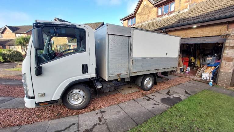 Isuzu Grafter 35.120 3.0L Tipper with ARB body.