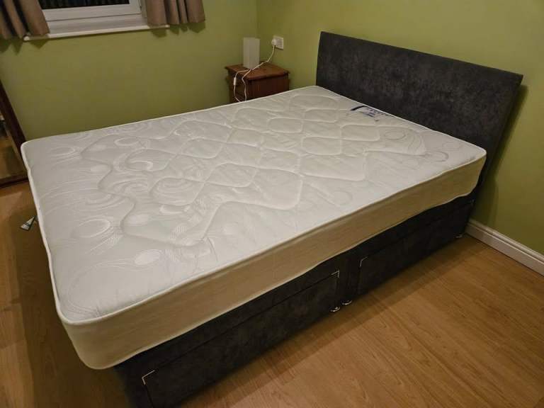 Double Bed Set with Storage – Excellent Condition (4ft 6”)