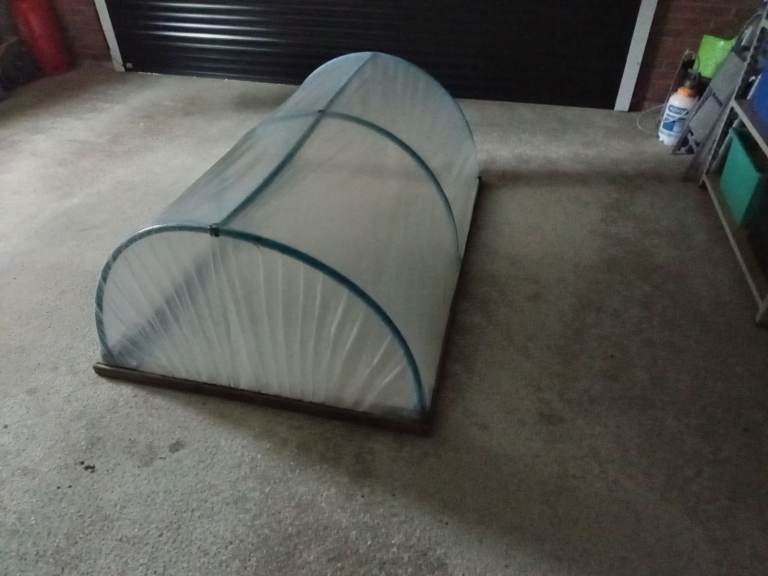 QUICK CROP MINI POLY TUNNEL WITH POLY COVER