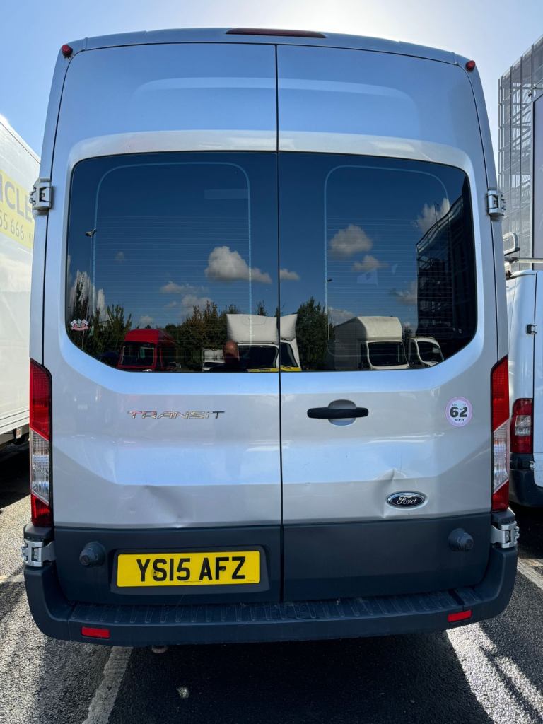 Ford transit 17 seater minibus 