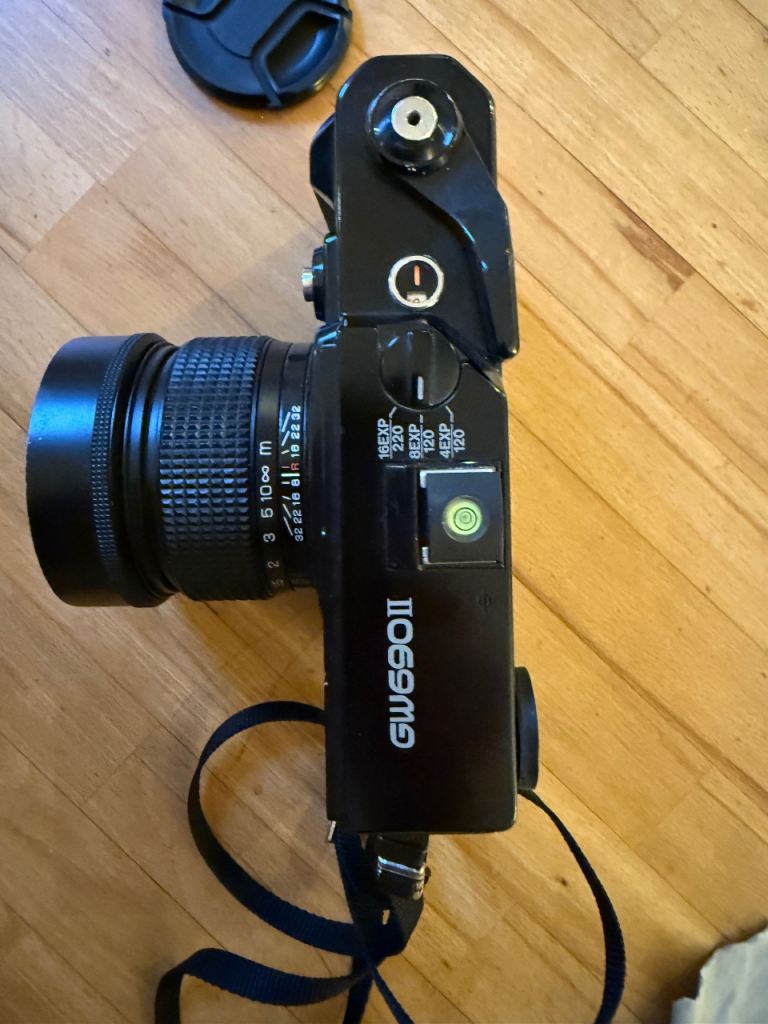 Fujifilm gw690 ii film camera 6x9