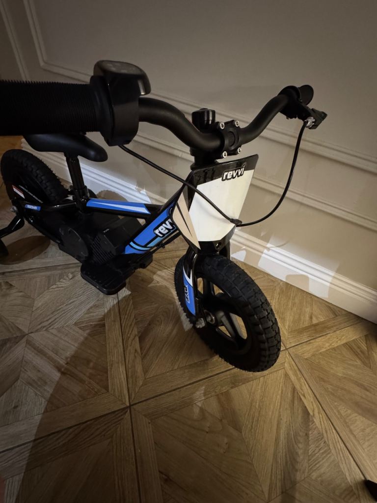 12” revvi bike 