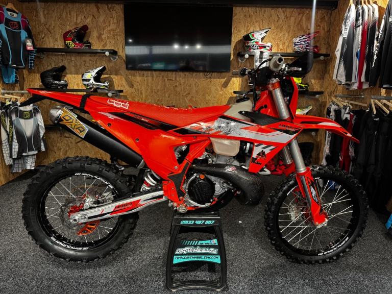 KTM EXC300 Hard Enduro [Email address removed. Click Email button to contact us.] - DIRT Wheelz U...