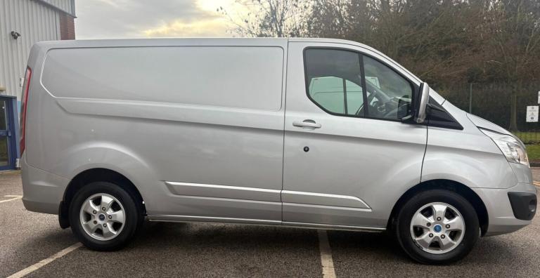 2016 Ford Transit Custom 2.2 TDCi 125ps Low Roof Limited Van PANEL VAN Diesel Manual