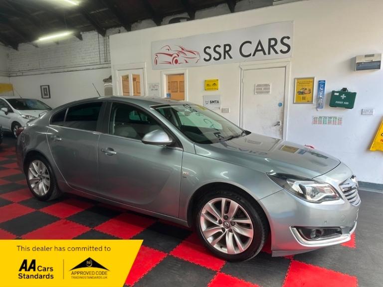 Vauxhall Insignia 2.0 CDTi ecoFLEX SRi Hatchback 5dr Diesel Manual Euro 5 (s/s)