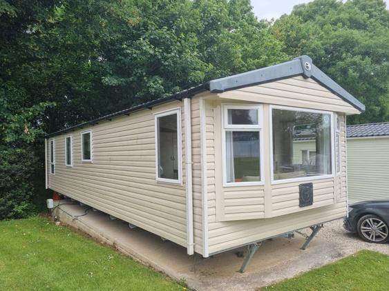 Static caravan to rent Wickford 
