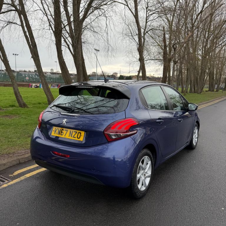 Peugeot, 208, Hatchback, 2018, Manual, 1560 (cc), 5 doors