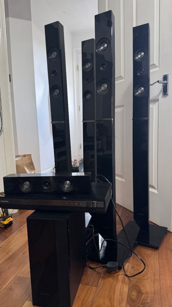 Samsung 5.1 Home Cinema System - Full Working Order, Remote & All Cables