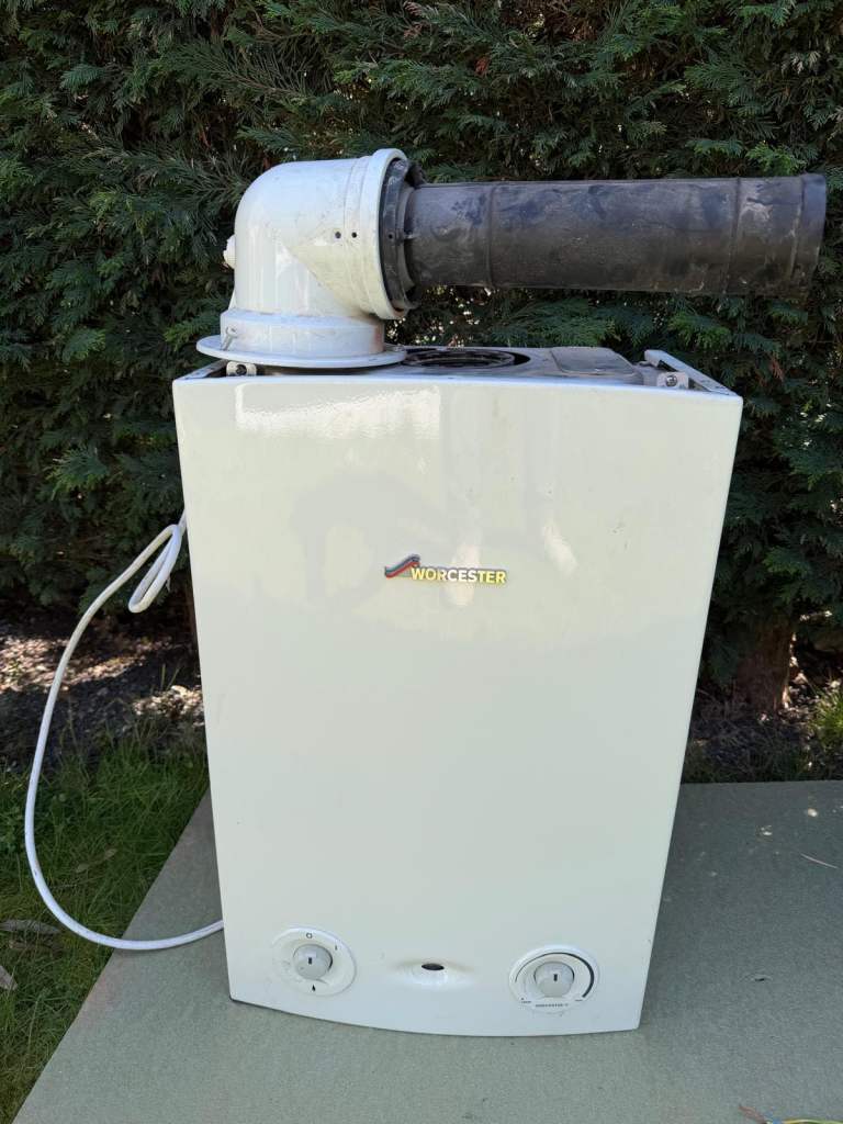 Worcester gas boiler for sale with hot water tank