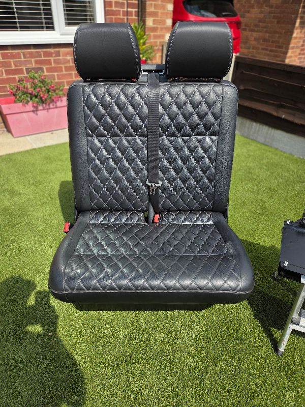 T6 double seat and swivel