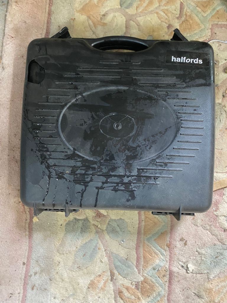 a Halfords Portable Butane Stove, model number BDZ-153