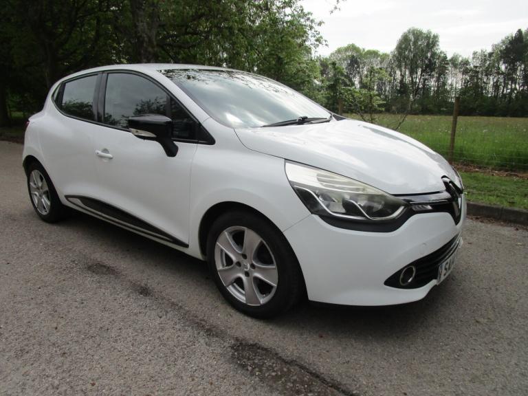 RENAULT CLIO 1.2 Dynamique MediaNav 1.2 16V 75 - FSH - Petrol 2014