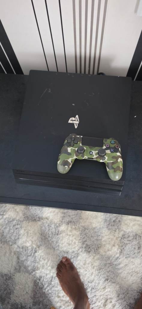 Sony PlayStation 4 Pro 1TB Console with Camo Controller