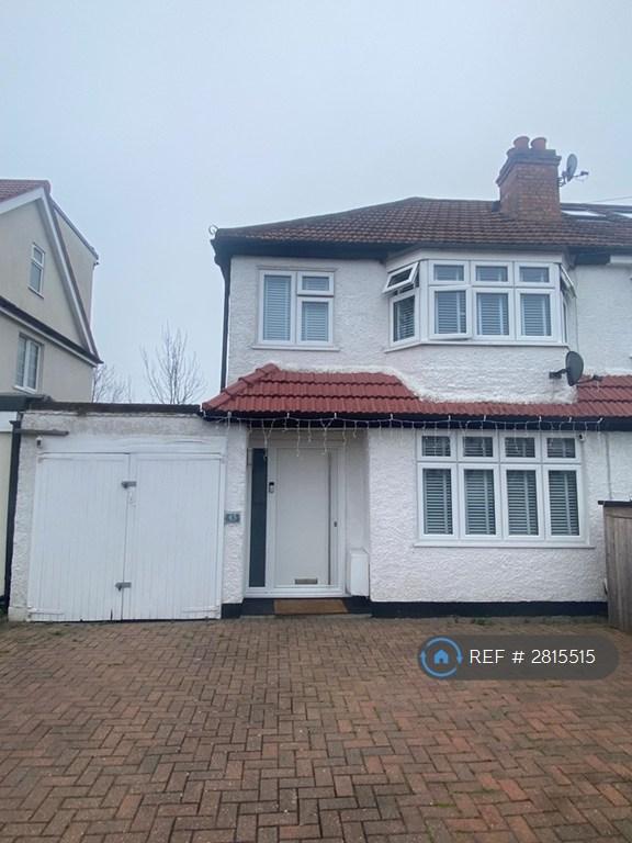 3 bedroom house in Ravenswood Avenue, Surbiton, KT6 (3 bed) (#2815515)