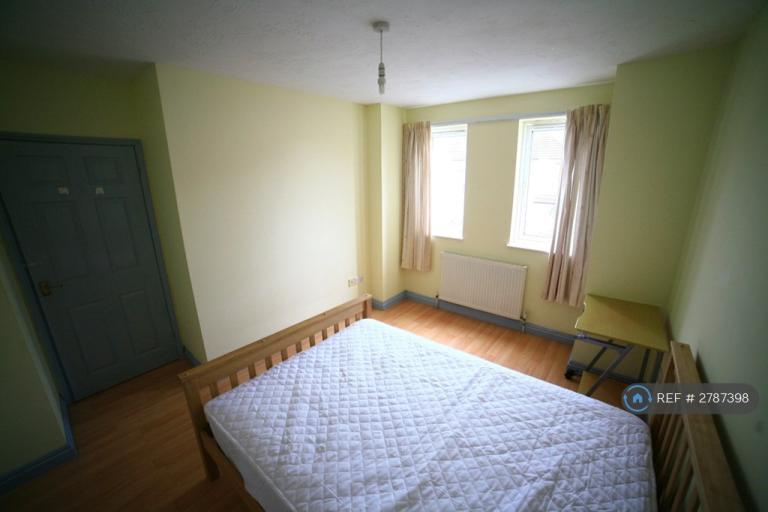 3 bedroom house in Beachgrove Road, Bristol, BS16 (3 bed) (#2787398)