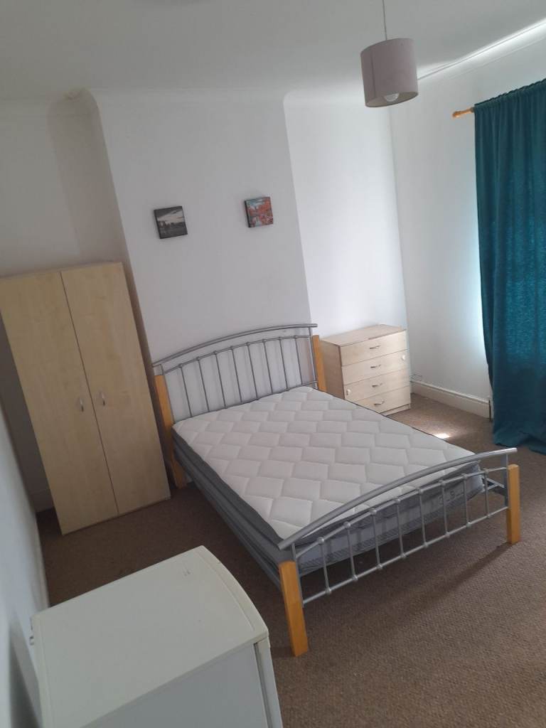 Share house 