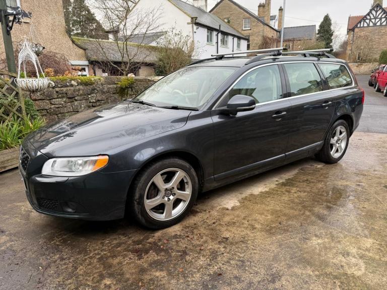 2013 Volvo V70 D4 [163] SE 5dr Geartronic ESTATE Diesel Automatic