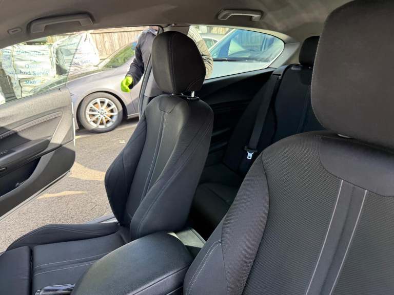 BMW 3 SERIES 2.0 320d Exclusive Edition 2011