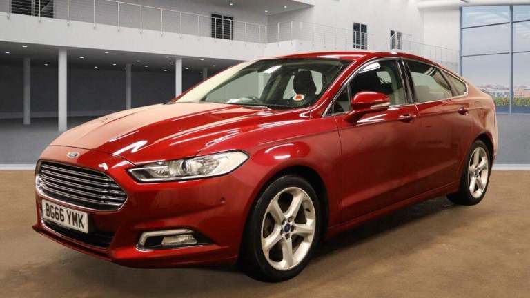 2016 Ford Mondeo 2.0 TDCi Titanium 5dr HATCHBACK DIESEL Manual