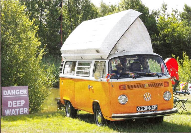 02. A framed magazine original featuring 1977 VW/Volkswagen Camper Reg XRF994S