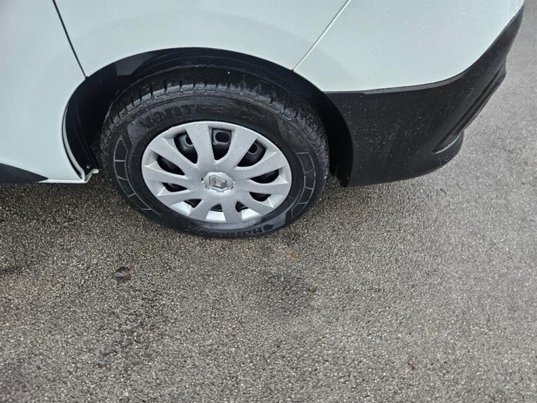 2017 Renault Trafic LH29 ENERGY dCi 125 High Roof Business Van PANEL VAN DIESEL Manual