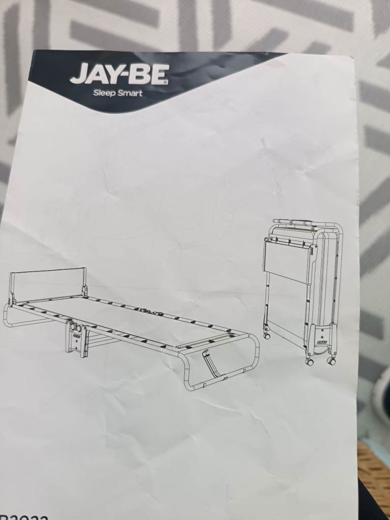 Folding bed