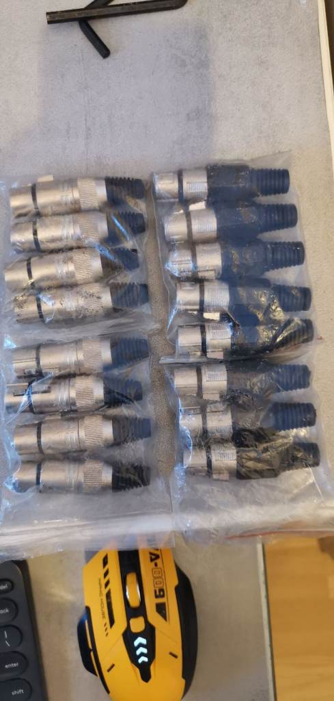 Female online XLR plugs (pack of 8)