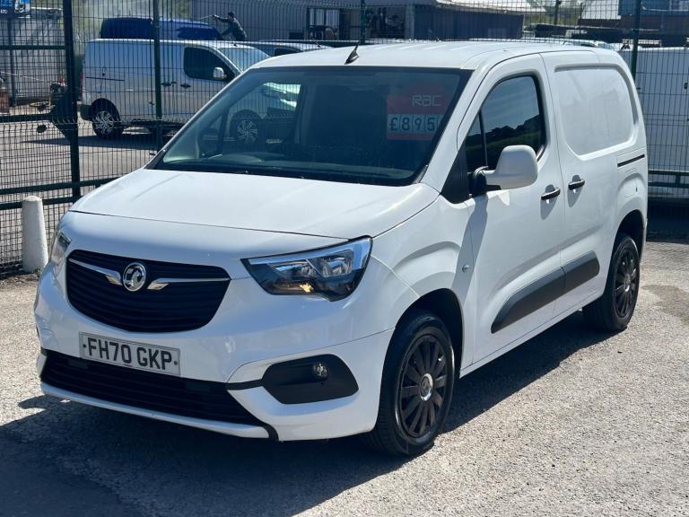 2020 Vauxhall Combo 2300 1.5 Turbo D 100ps H1 Sportive Van PANEL VAN DIESEL Manual