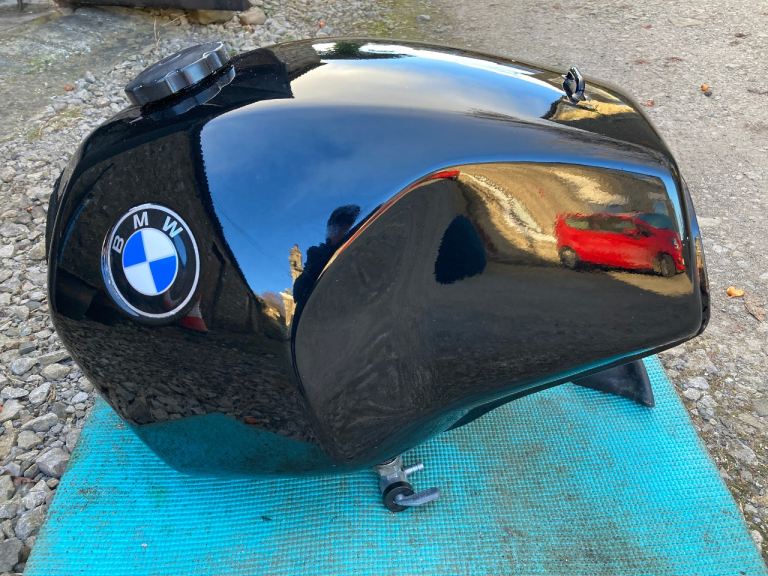 BMW R100 GS, R100R R80 g/s, R80 st Petrol Tank with Reconditioned taps and tank rubber support