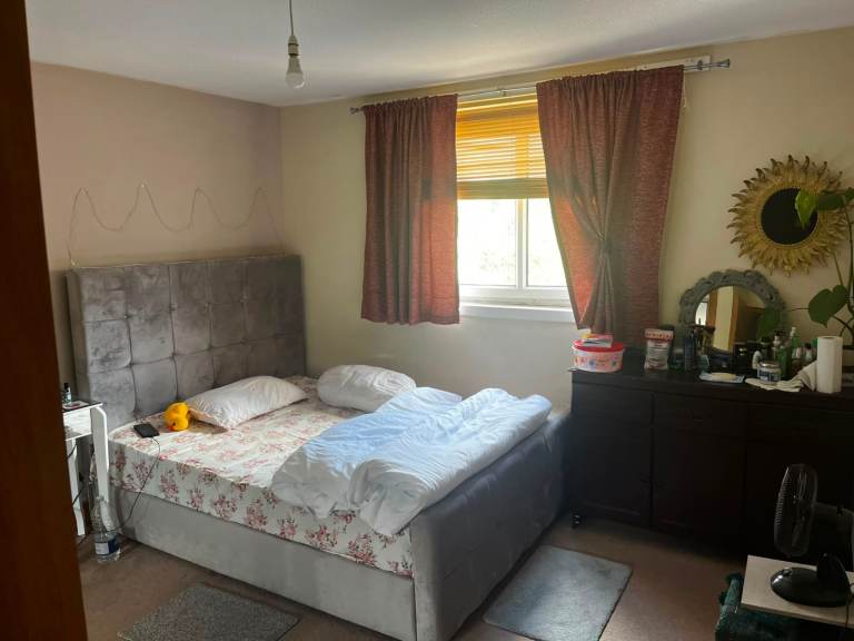 3 bed flat available for rent in Springburn 