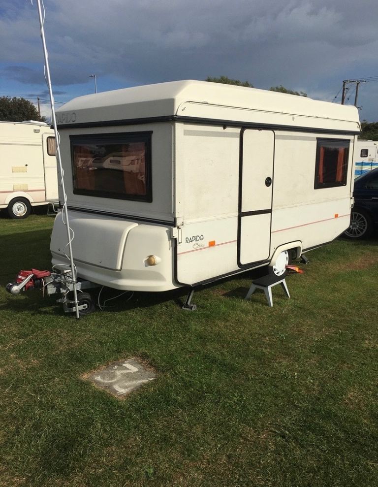 Folding caravan 