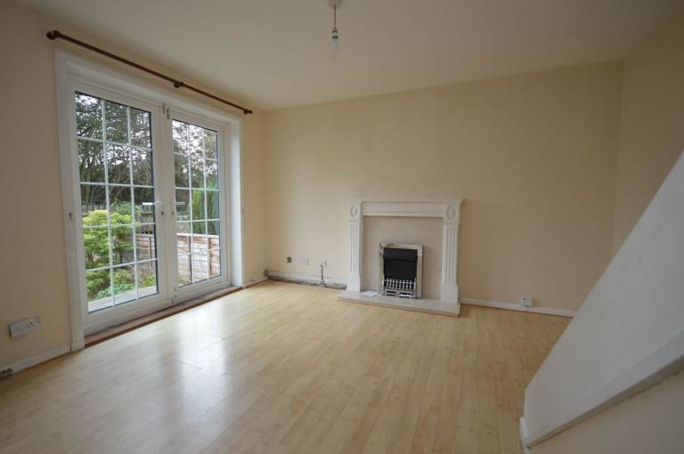 Spacious, 1 bedroom, unfurnished, terraced house in Liberton, with private garden