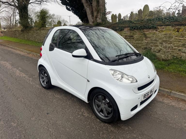 2011 smart fortwo Passion mhd 2dr Softouch Auto [2010] COUPE Petrol Automatic