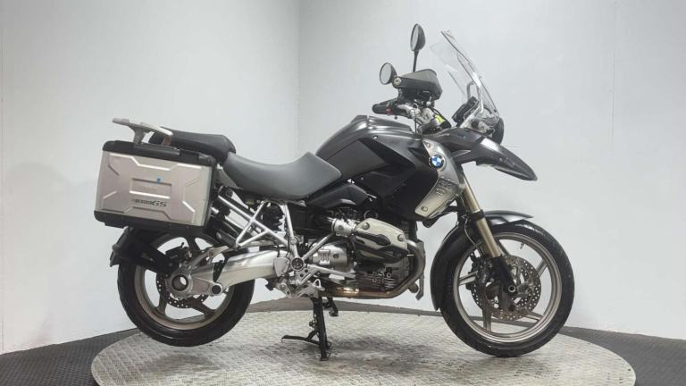 BMW R1200GS 2009 ONLY 31K PANNIERS NEW MOT SERVICED 1200CC ADVENTURE BIKE
