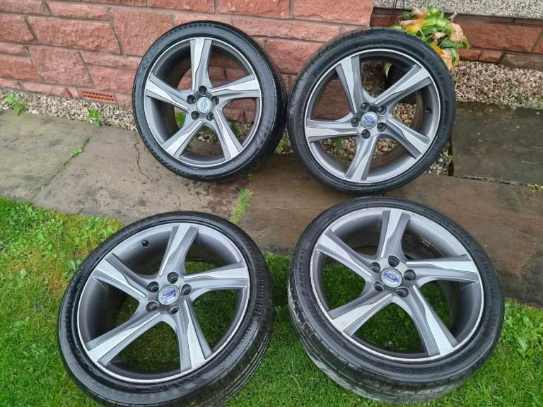 18 inch genuine volvo alloy wheels 